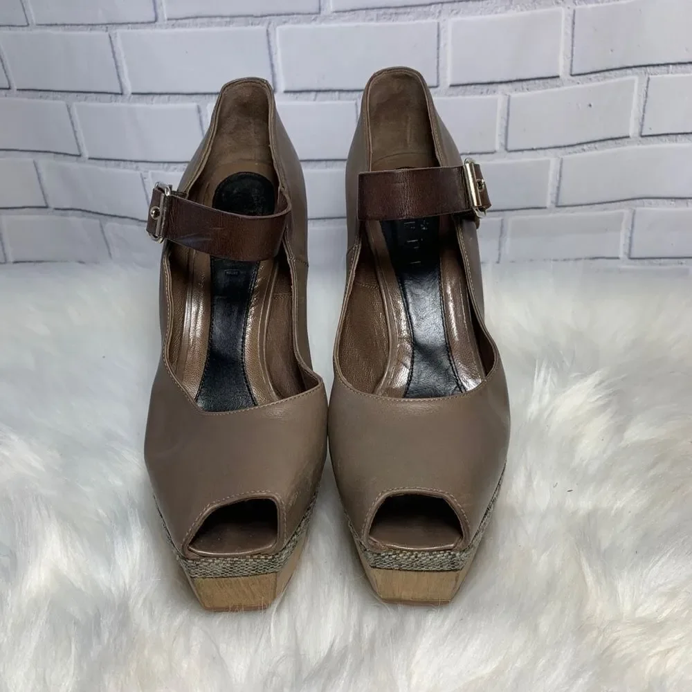 Marni Scarpa Wood Platform Tweed/Leather Platform Pumps‎